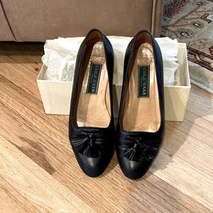 Cole Haan black loafers with tassel. Size 7